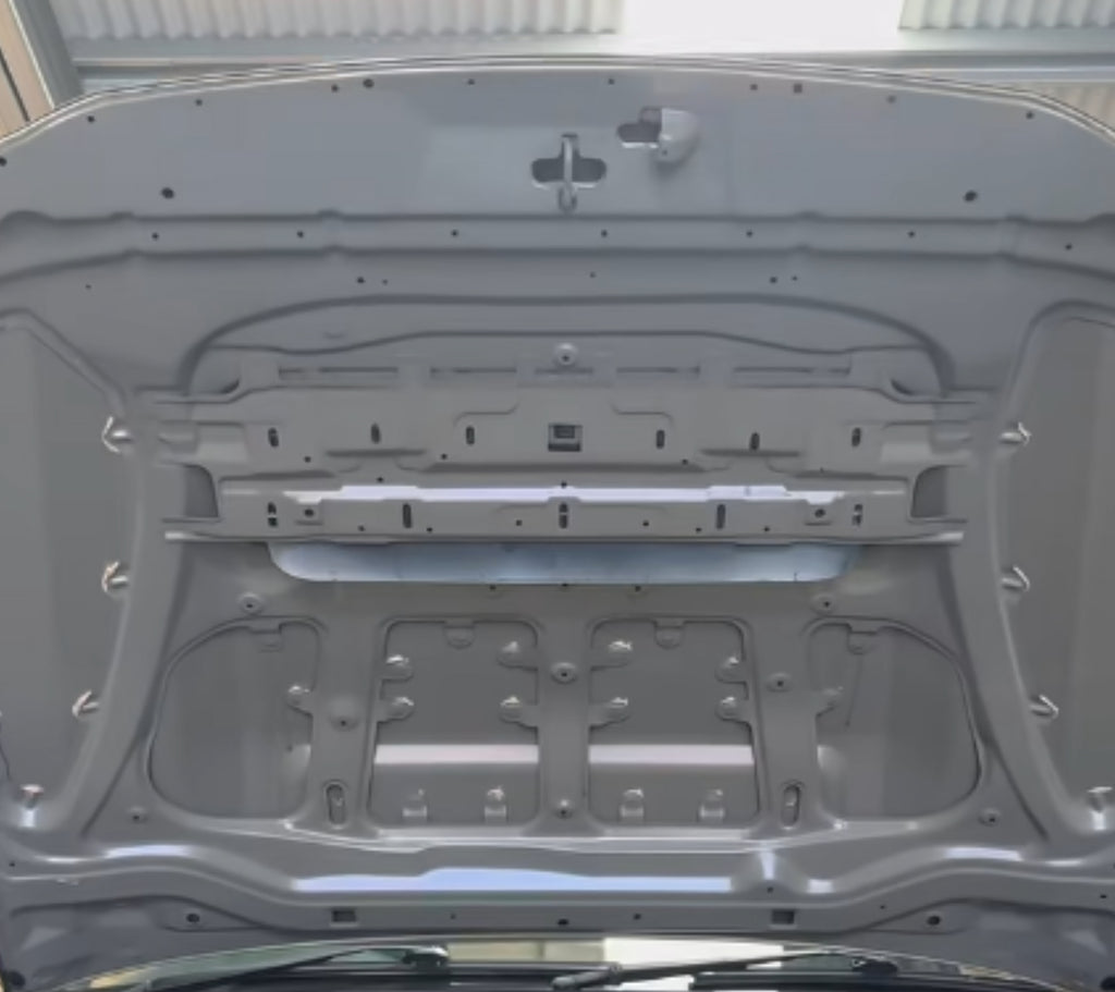 79 Series DPF-style bonnet suitable for Toyota LandCruiser 100/105 Series — gallery photo 5