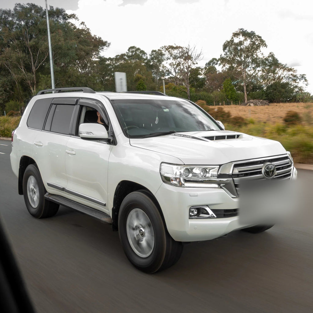 79 Series DPF-style bonnet suitable for Toyota LandCruiser 200 Series — gallery photo 1