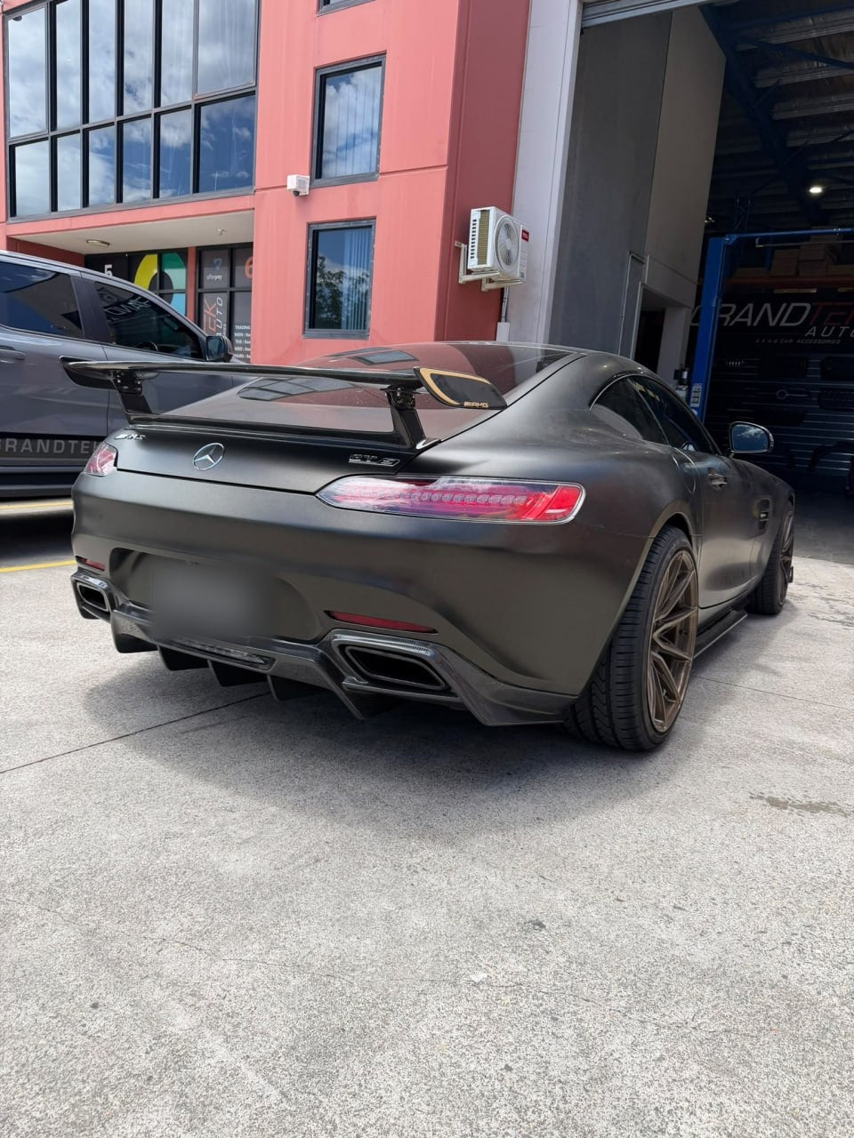 Carbon fibre rear diffuser · Custom order